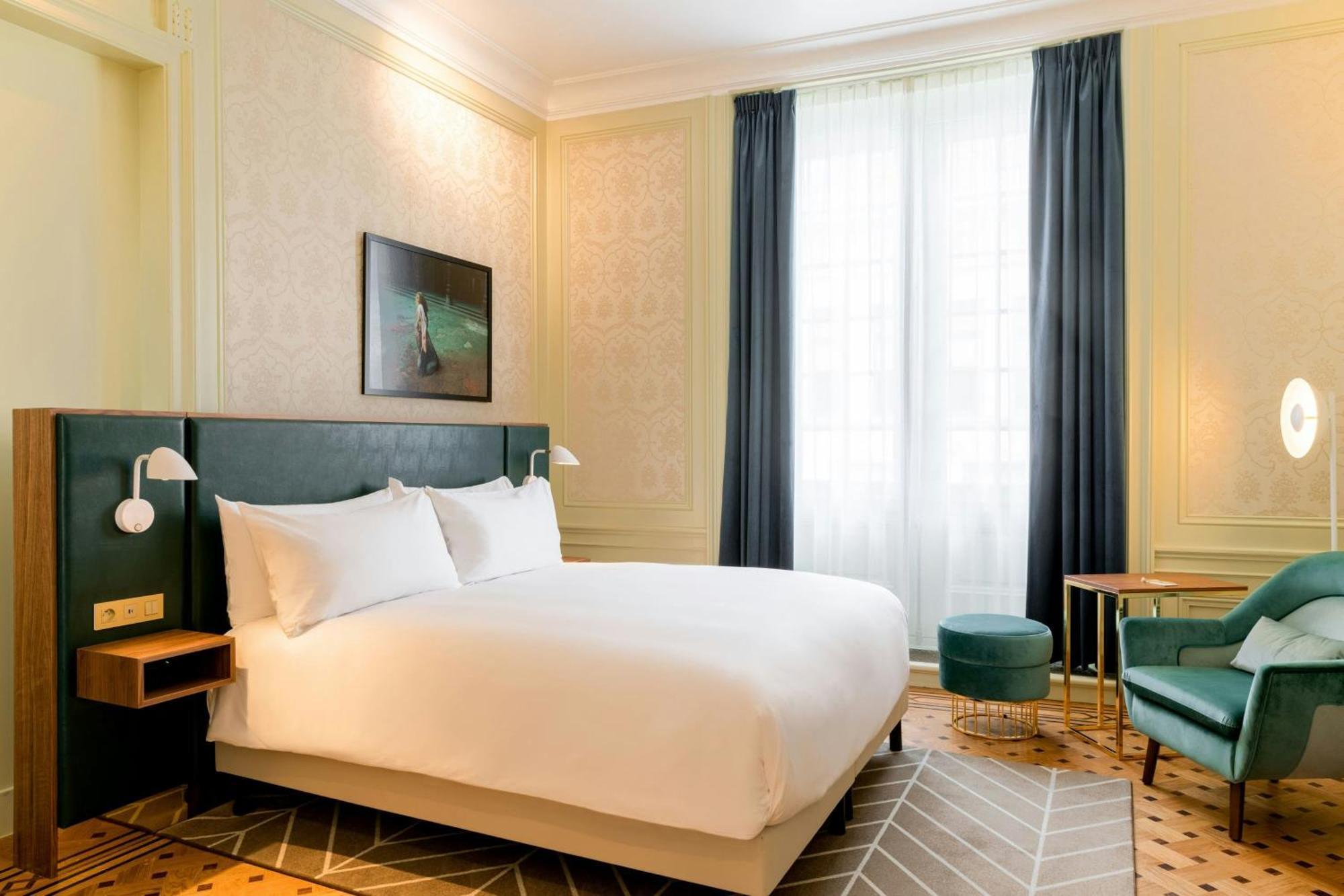 Sapphire House Antwerp, Autograph Collection Hotel Exterior photo A bedroom at the hotel